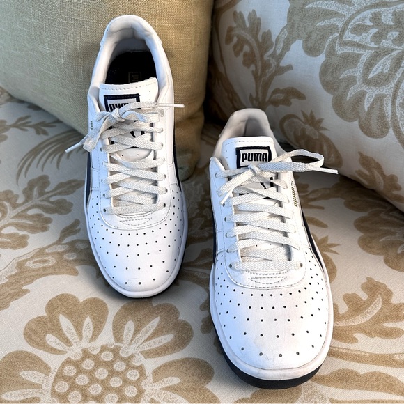 NWOT Puma GV Special Sneakers (unisex) - Picture 1 of 10